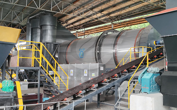 真節(jié)能食用菌渣烘干機運行現場